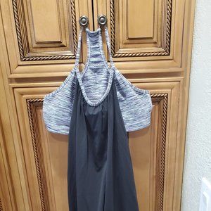 Lululemon no limits top